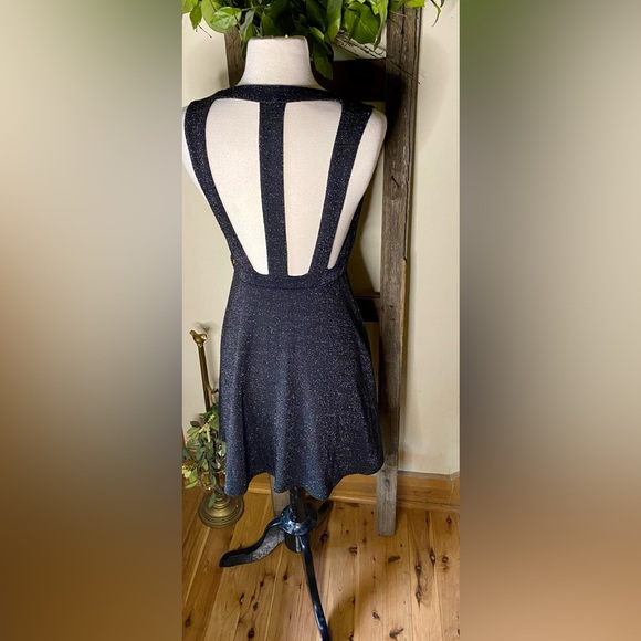 🔥Free People "Dance of the night" Black Shimmer Halter Dress🔥 - Picture 4 of 11